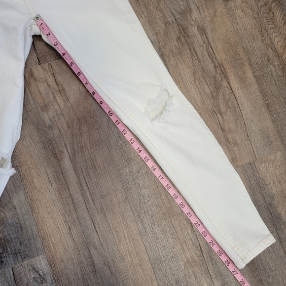 Free People 61855-16515125 Skinny Ankle  Distressed Ripped Stretch Jeans - Picture 11 of 12